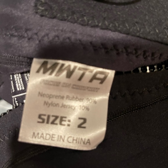 MWTA Wetsuit Women Shorty 2.0mm Neoprene Front Zipper for UV Protection Surfing - Picture 9 of 9